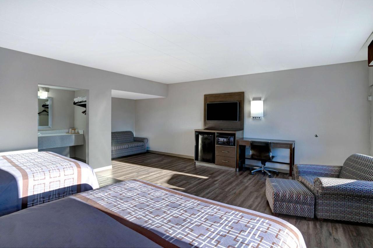 Motel 6 Burlington Esterno foto
